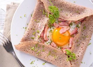 Una de crêpes bretonas en Le Pty Mon