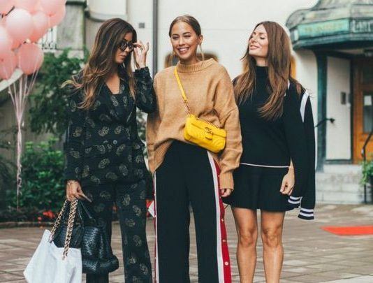 5 looks de la semana: estilo retro, flores, cuadros, colores vivos y taconazos