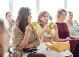 Por qué he creado un club social empresarial solo para mujeres