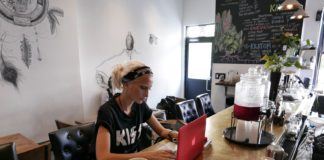 Emprender para vivir o Vivir para emprender club-social-emprendedoras-mamas-barcelona